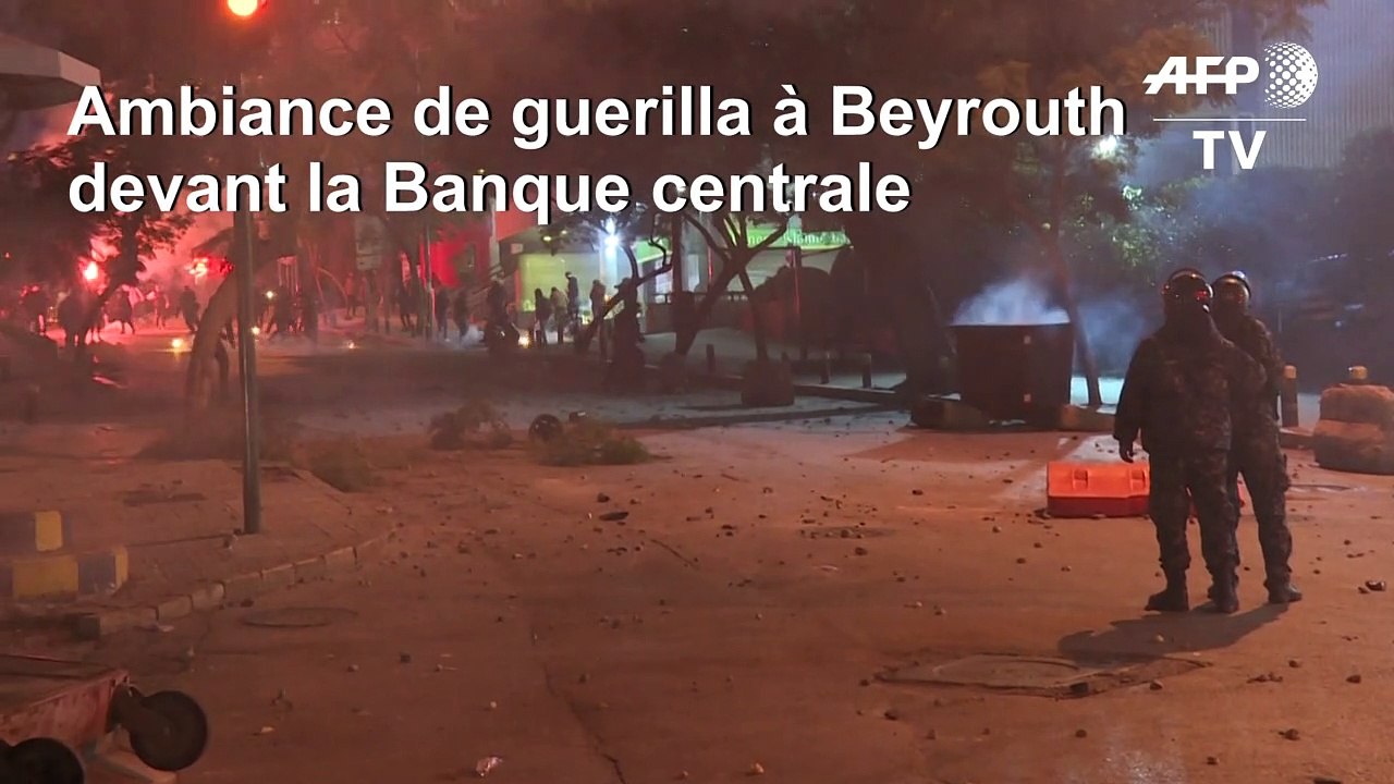Beyrouth: échauffourées entre police et manifestants près de la Banque centrale