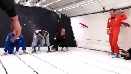 Yer çekimi olmasa da en hızlısı o: Usain Bolt!