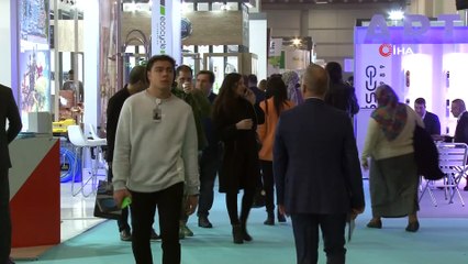 Yüzde 100 elektrikli yerli ve mili yeni nesil hizmet araçları fuarda tanıtıldı