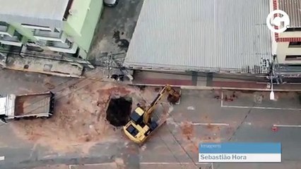 Trator derruba poste e transformador explode em Cachoeiro de Itapemirim