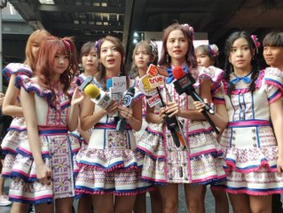 สาวๆ BNK48  โปรโมตหนัง ไทบ้าน x BNK48 จากใจผู้สาวคนนี้