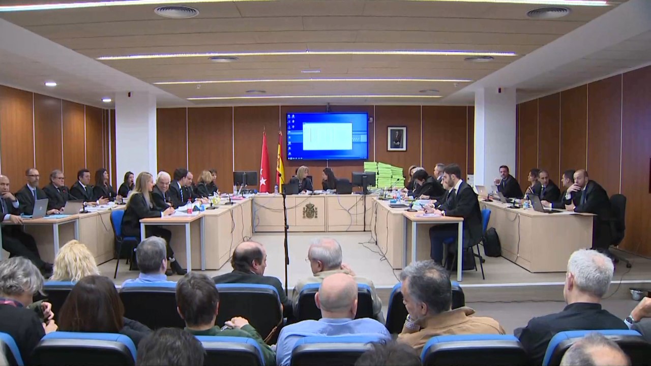 Defensas y acusaciones no consiguen suspender el juicio a controladores