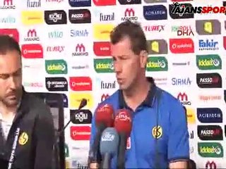 Skibbe: 'Bir puan aldığımız için mutluyum'