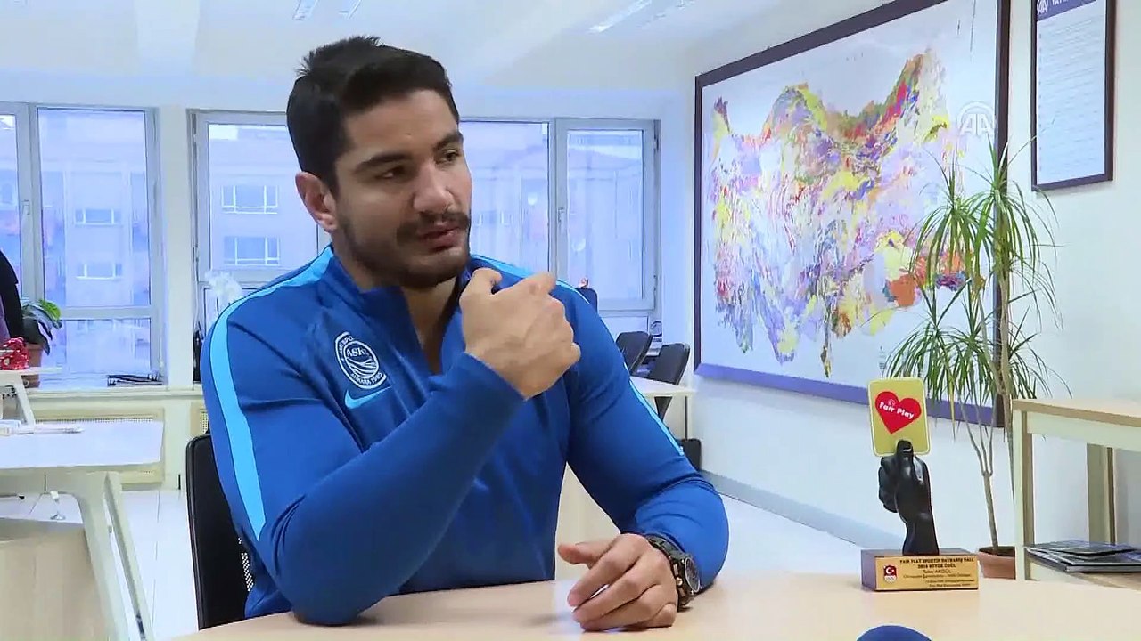 Taha Akgül