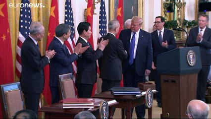 Firmato lo "storico" accordo tra Cina e Usa. Finita la guerra commerciale