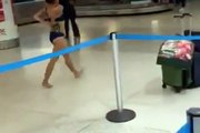 Kadıdn yolcu havalimanında çırılçıplak soyundu!