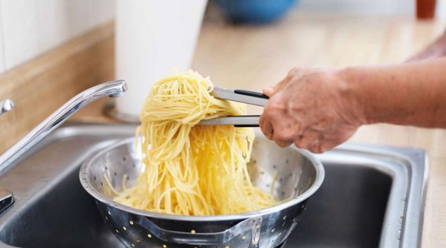 Voilà pourquoi il ne faut pas jeter l'eau de cuisson des pâtes