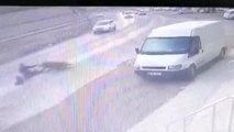 İnegöl'de trafik kazaları güvenlik kamerasına yansıdı - BURSA