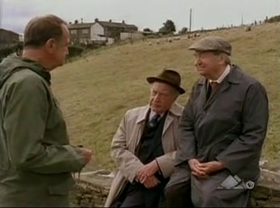 Last of the Summer Wine  S24/E9  Peter Sallis • Frank Thornton • Burt Kwouk • Kathy Staff • Dora Bryan