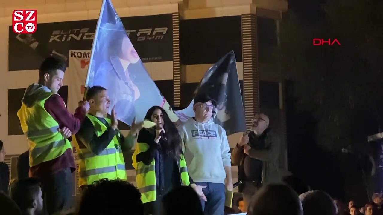 KKTC'de sarı yeleklerle 'yolları yapın' eylemi