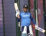 BCCI drops MS Dhoni’s name from Annual Player Contracts list | Oneindia Malayalam