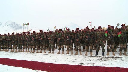 مدربة على يد القوات الأميركية.. تخريج دفعة جديدة من الجيش الأفغاني