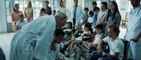 Extrait du film Le Pape François -  Le lavement des pieds à l'hôpital pour enfants