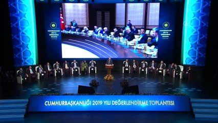 Cumhurbaşkanı Erdoğan: "Faizin kademeli olarak aşağıya inmesi için adımları attık"