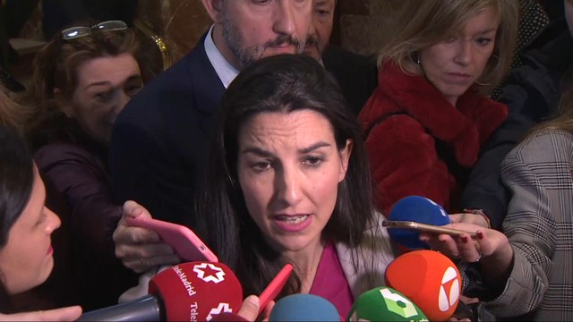 Vox reta a aprobar que a alumnas menores no se les obligue a ir con velo