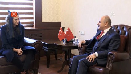 Türk voleybolunun "Mavi Şimşek"i gözünü olimpiyat madalyasına dikti