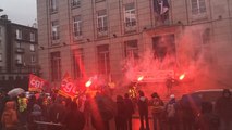 Retraites: entre 1800 et 3000 manifestants malgré la pluie