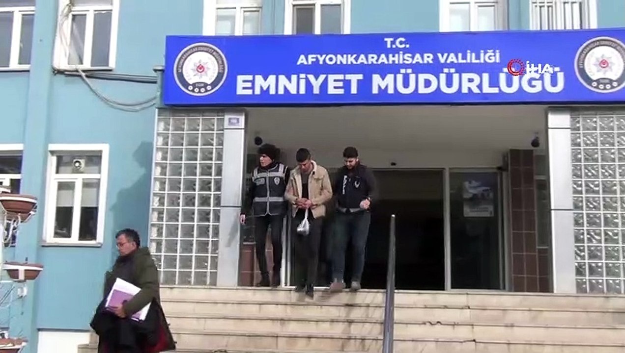 Bağ evi hırsızları yakayı ele verdi
