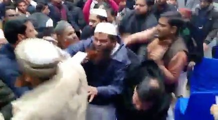 Ruckus at Rashtriya Muslim Manch pro-CAA event