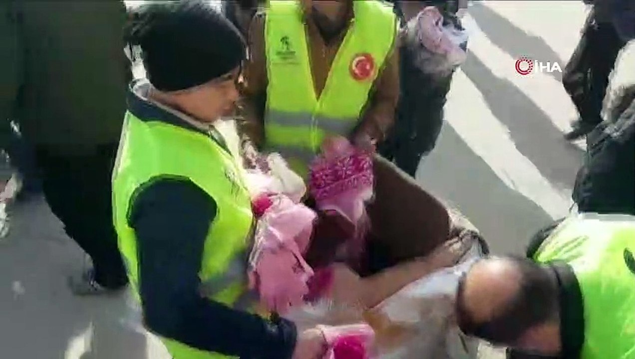 - Ülkelerinde mülteci olan Suriyelilere Türkiye...