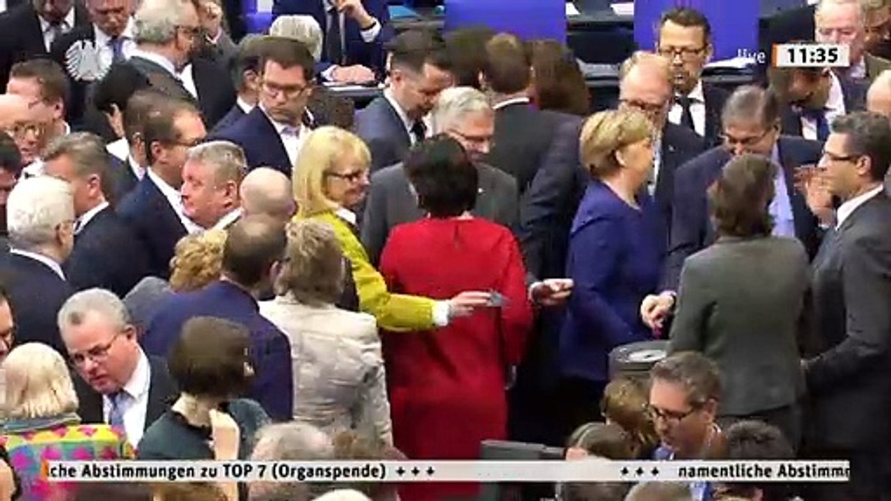 Bundestag stimmt für Entscheidungsregelung bei der Organspende