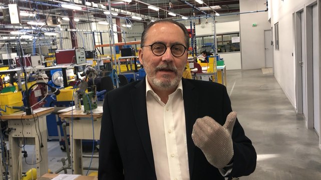 Manulatex, le gant en cotte de maille, qui sera présenté à l’Elysée