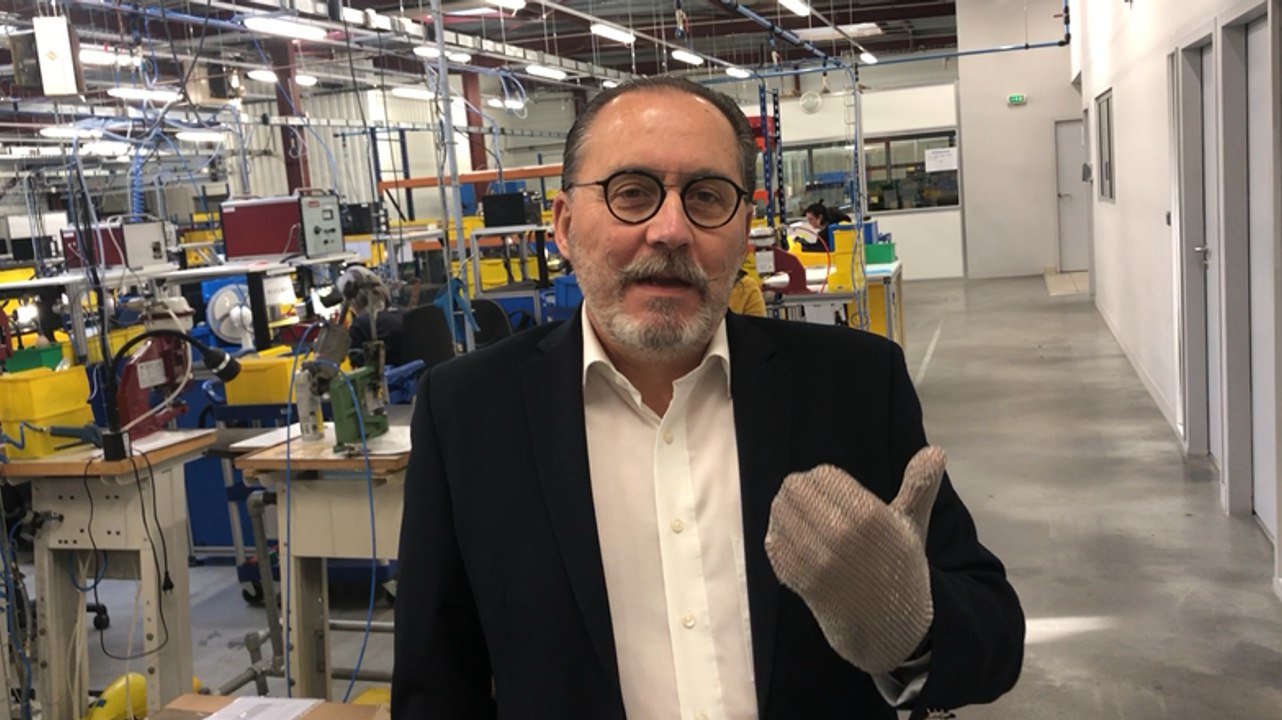 Manulatex, le gant en cotte de maille, qui sera présenté à l’Elysée