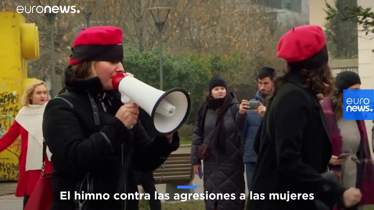 Frauen gegen sexuelle Gewalt: 'Der Vergewaltiger bist Du' im Kosovo