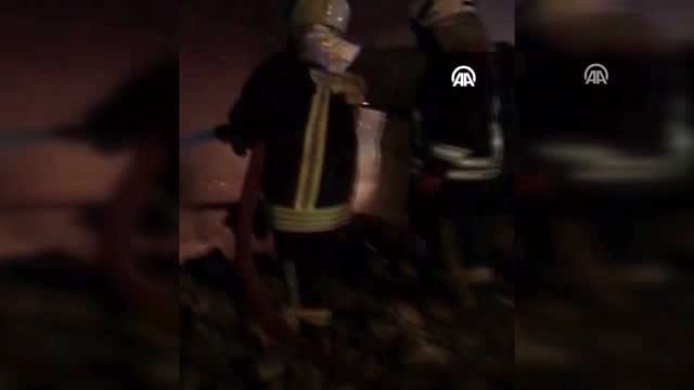 Yangında 2 katlı ev kullanılamaz hale geldi