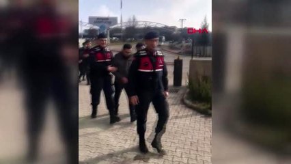 Konya kargo aracında tabanca parçaları ve tüfek ele geçirildi