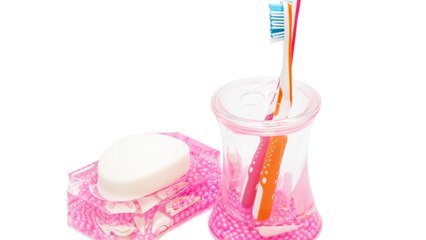 Housekeeping Expert Weighs In On How To Keep Your Bathroom Sparkling