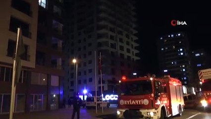 Bunalıma giren genç, inşaatın 14. katına çıktı