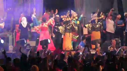 UNIK!!! TARI RAMPAI BATAM - BATAM MENARI