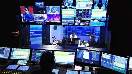 Guide Michelin : Marc Veyrat estime que "ce qui compte c'est les étoiles dans les yeux des clients"