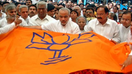 Rahul Gandhi raises doubt on probe in DGP Davinder Singh case