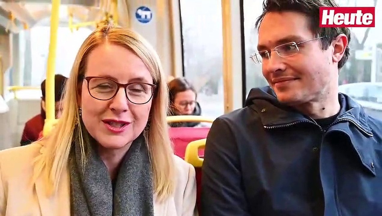 Öffi-Talk mit Margarete Schramböck: 'Ja, leider habe ich Sexismus erlebt'