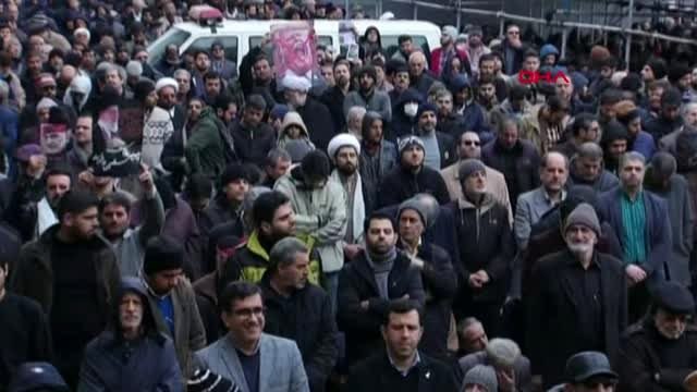 Hamaney 8 yıldan sonra ilk defa cuma namazı kıldıracak