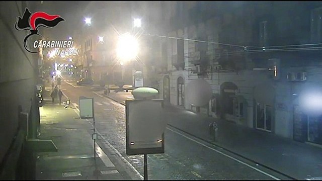 Napoli - Armati di coltello rapinano due giovani_ arrestati (17.01.20)