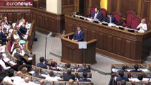 رئيس أوكرانيا يرفض استقالة رئيس الوزراء