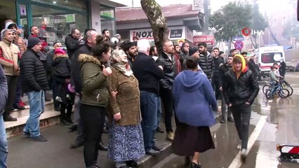 Afganistanlı ailenin yaşadığı ev alev alev yandı