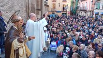 El párroco de San Pablo bendice a los animales el día de San Antón