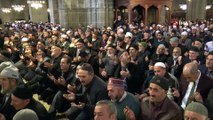 Erzurum’un 487 yıllık geleneği ‘Binbir Hatim’ duası için eller semaya açıldı