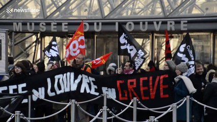 CORRECTS HEADLINE: Louvre in Paris closed as pension protests continue