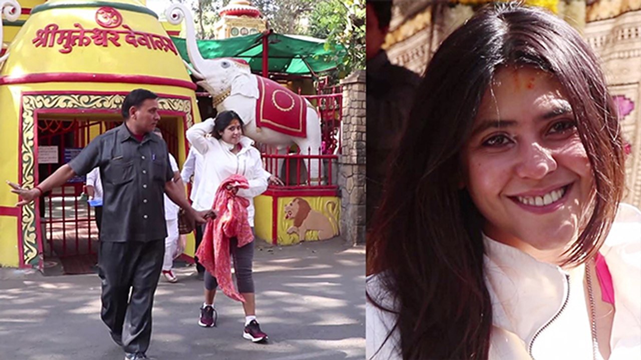 Ekta Kapoor seek blessings from Shani Temple;Watch video | FilmiBeat