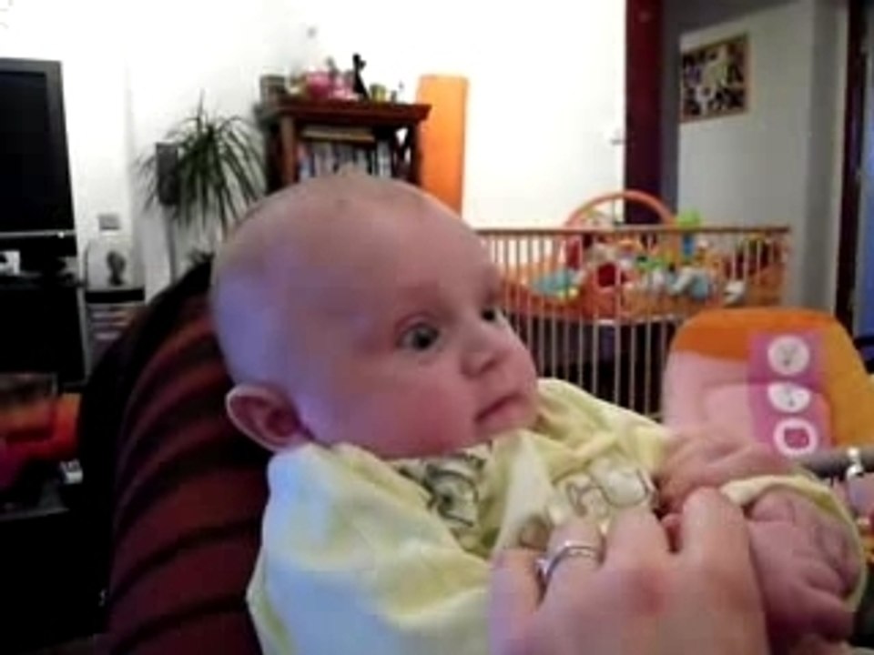 premiers rires de sam!!!