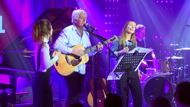 Les Frangines & Yves Duteil - Salut les amoureux (Live) - Le Grand Studio RTL