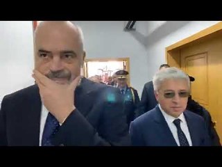 Rama inspekton ambientet e brendshme të repartit RENEA! Ndjek nga afër stërvitjen