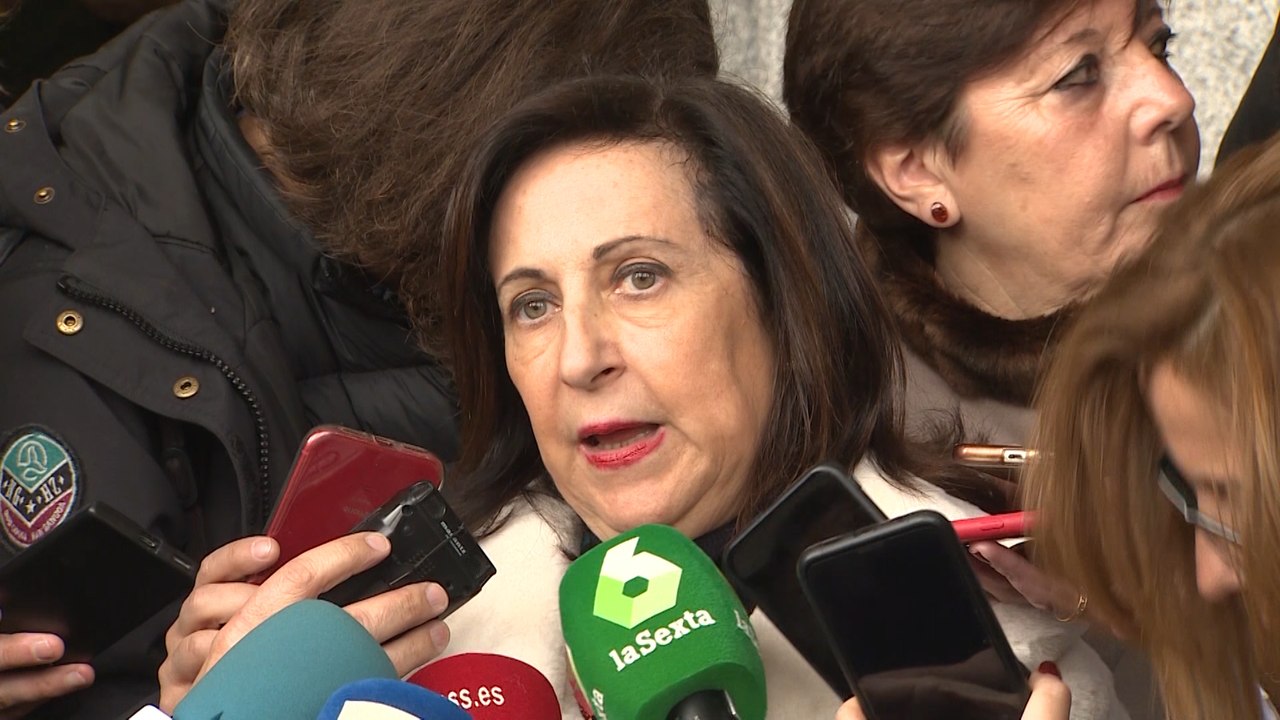 Robles dice que habló personalmente con Govern sobre las 'embajadas'