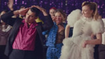 Jonas Brothers Release Visual for 'What a Man Gotta Do' | Billboard News