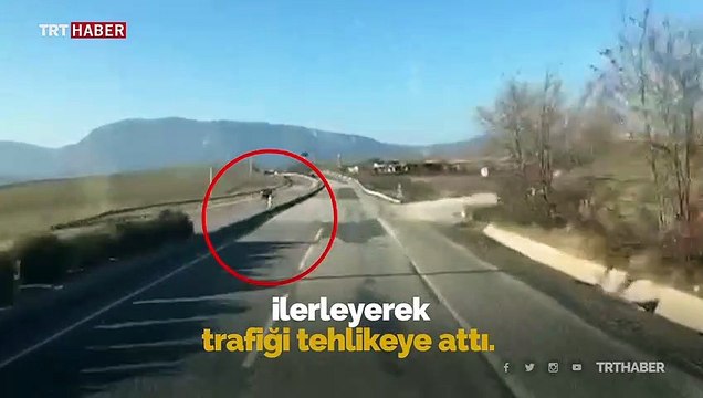 Ters yöne giren sürücü trafiği tehlikeye attı
